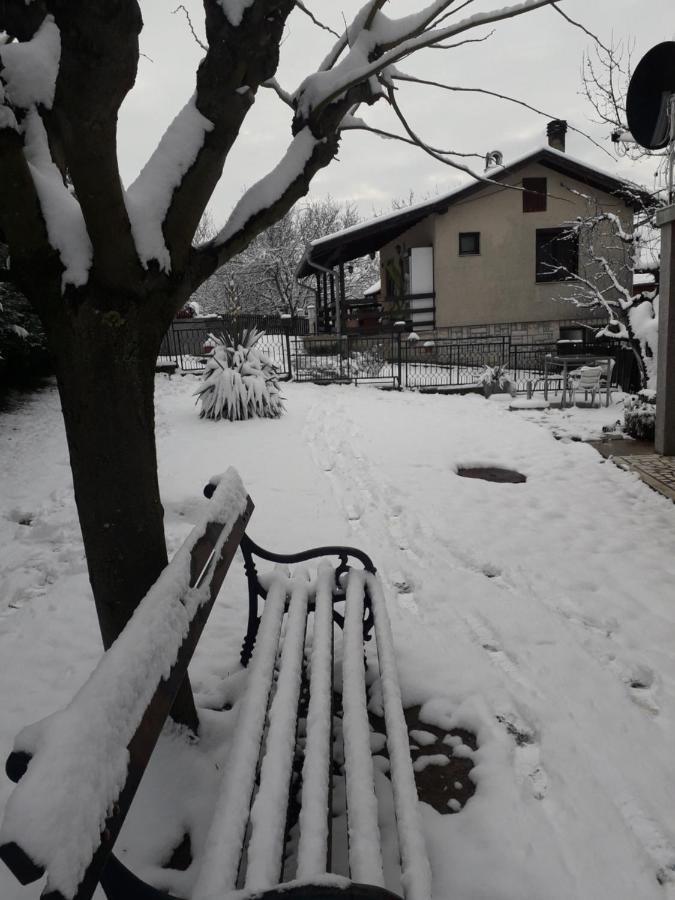 Galerija Jovanovic Topola Buitenkant foto